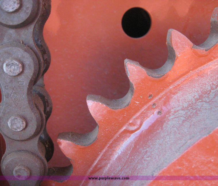 image for item 3925 2005 Hesston 4910 large square baler with bales chute