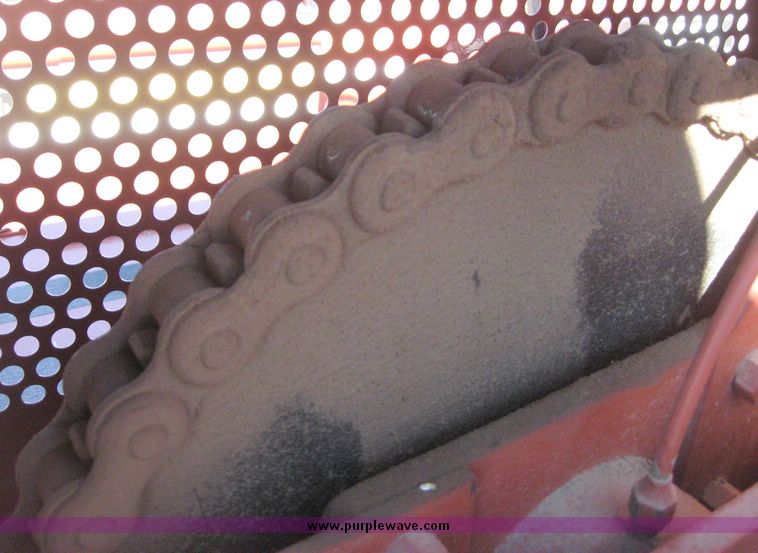 image for item 3925 2005 Hesston 4910 large square baler with bales chute