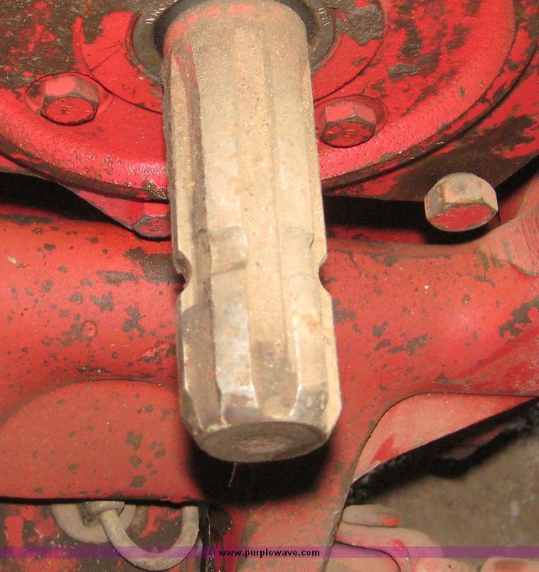 image for item 3930 International 544 tractor with GB800 loader