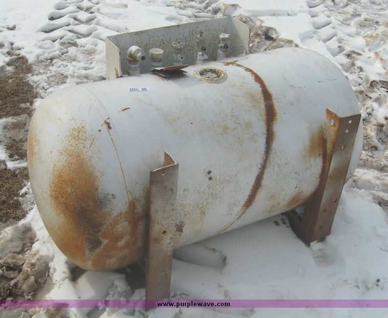 image for item 3933 Propane Tank