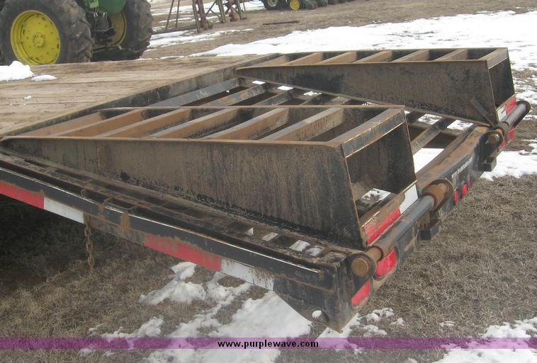 image for item 3937 2007 Brute flatbed gooseneck trailer