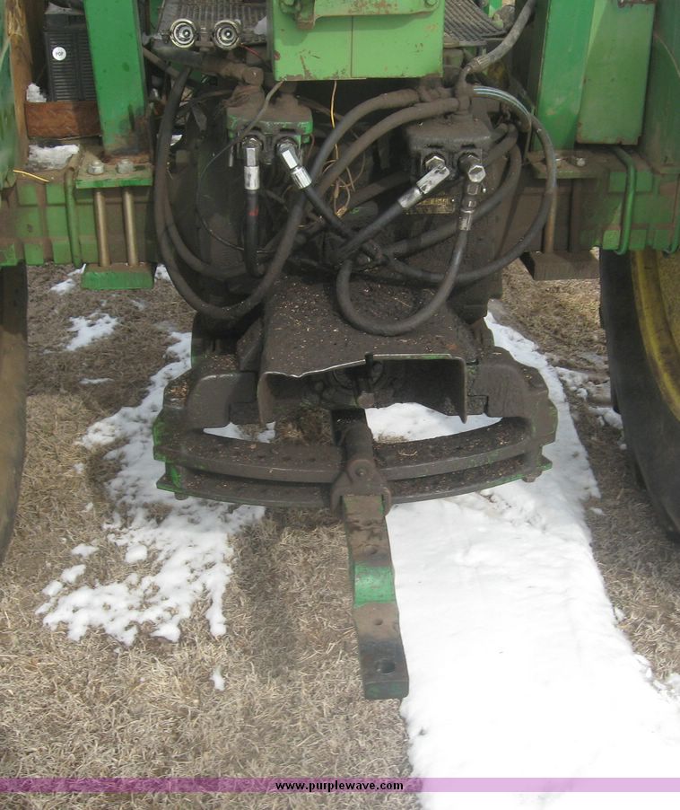 image for item 3938 John Deere 4010 tractor with John Deere 158 loader