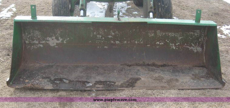 image for item 3938 John Deere 4010 tractor with John Deere 158 loader