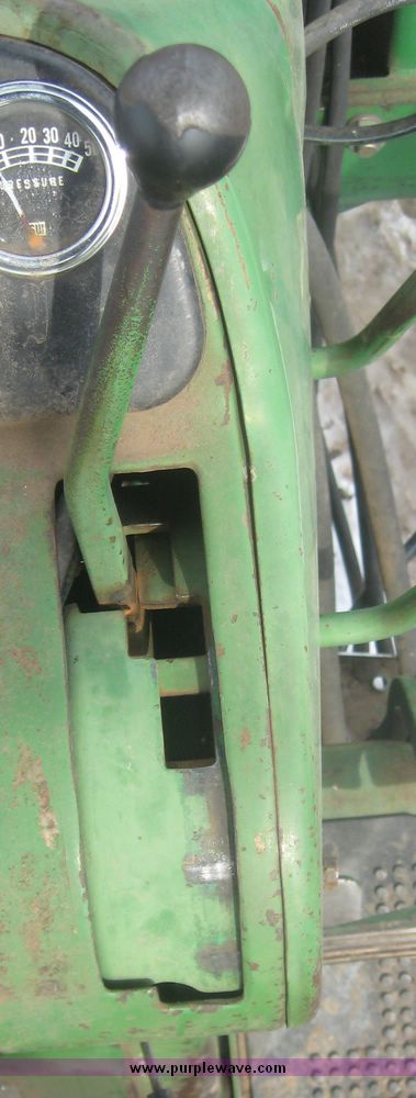 image for item 3938 John Deere 4010 tractor with John Deere 158 loader