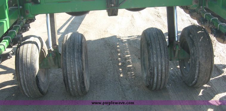 image for item 3945 Great Plains Solid Stand 24 double disc drill