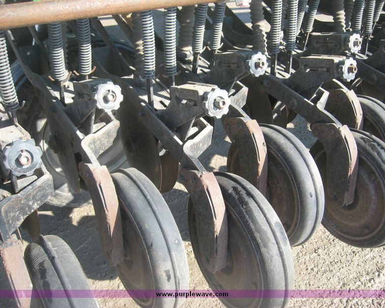 image for item 3945 Great Plains Solid Stand 24 double disc drill