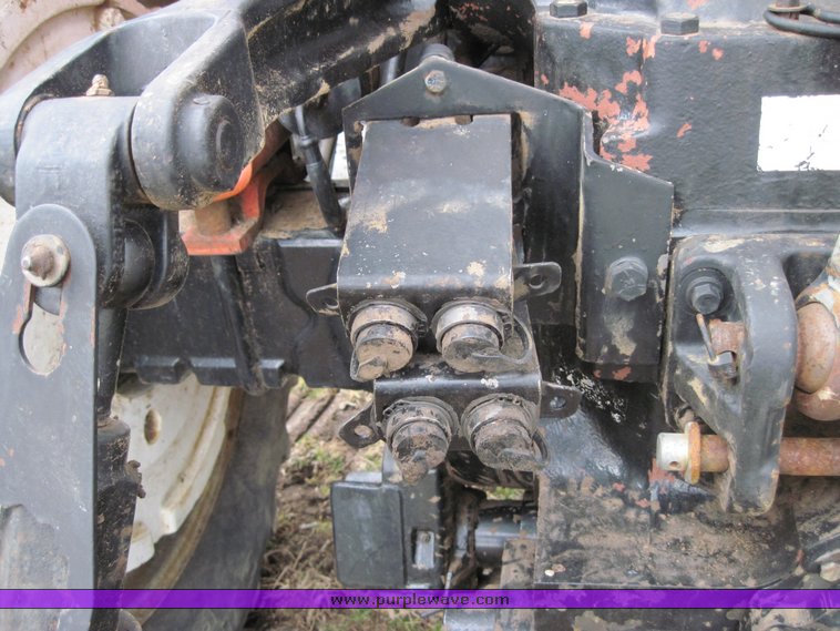 image for item 4584 1979 Allis-Chalmers 7060 tractor