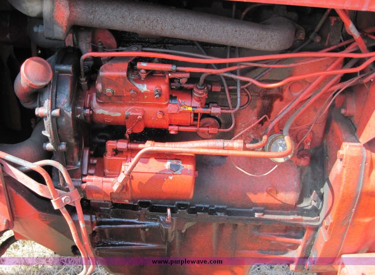 image for item 4690 1979 Massey-Ferguson MF-40 tractor