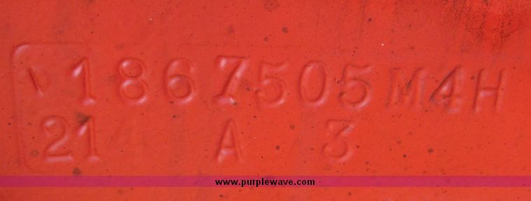 image for item 4690 1979 Massey-Ferguson MF-40 tractor