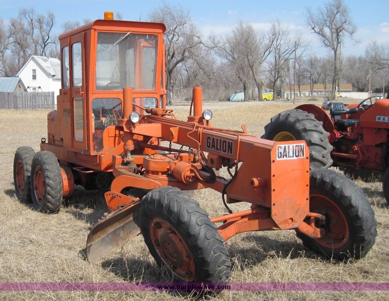 image for item 4697 1960 Galion 530A motor grader
