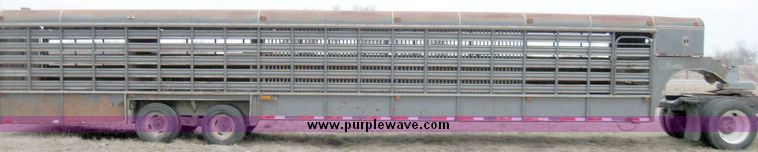 image for item 5542 1995 Coose livestock trailer