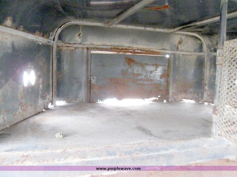 image for item 5542 1995 Coose livestock trailer