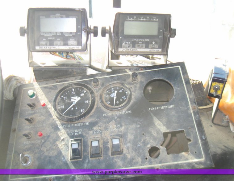 image for item 5661 1996 Big A 2800 self propelled sprayer