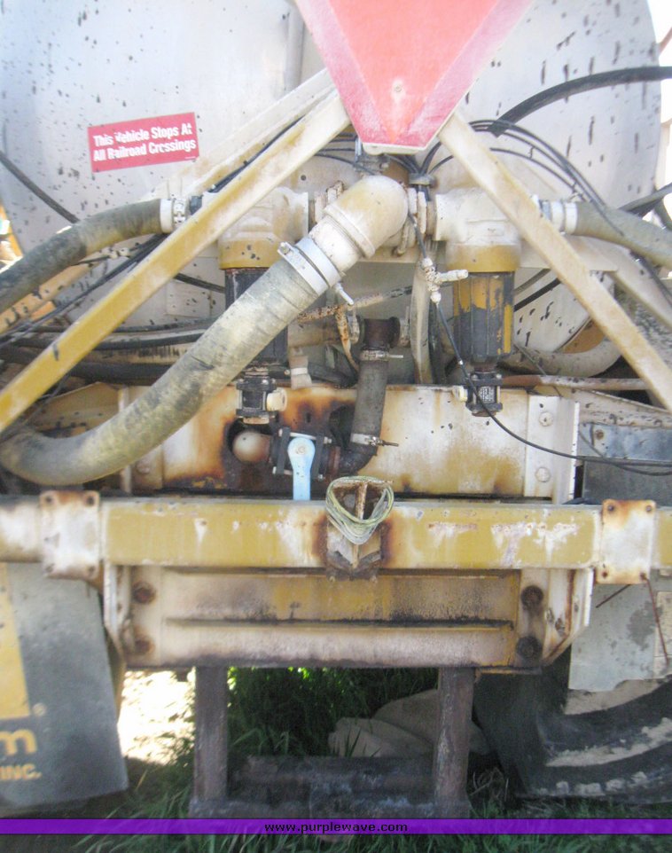 image for item 5661 1996 Big A 2800 self propelled sprayer