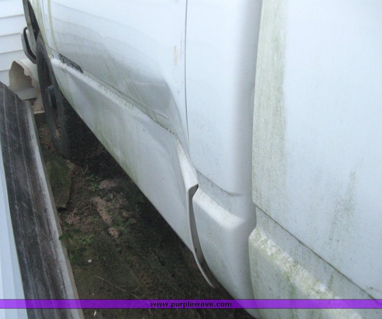 image for item 5663 1999 Chevrolet C2500 pickup