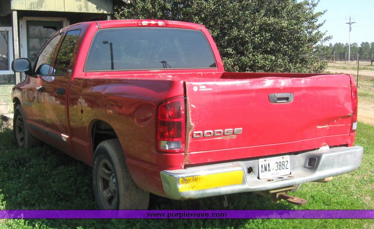 image for item 5665 2001 Dodge Ram 1500 quad cab SLT pickup