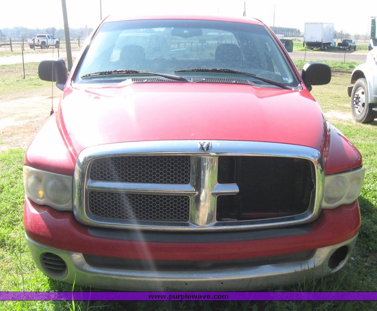 image for item 5665 2001 Dodge Ram 1500 quad cab SLT pickup