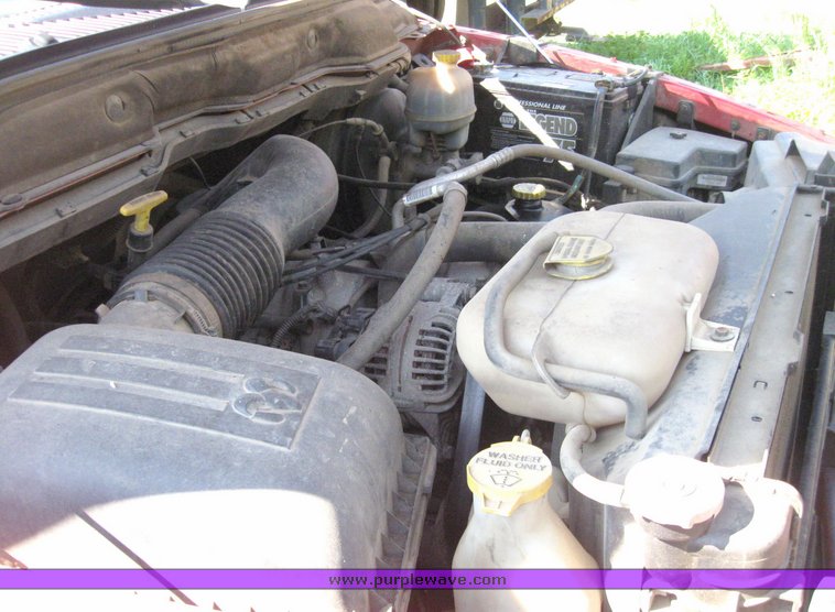 image for item 5665 2001 Dodge Ram 1500 quad cab SLT pickup