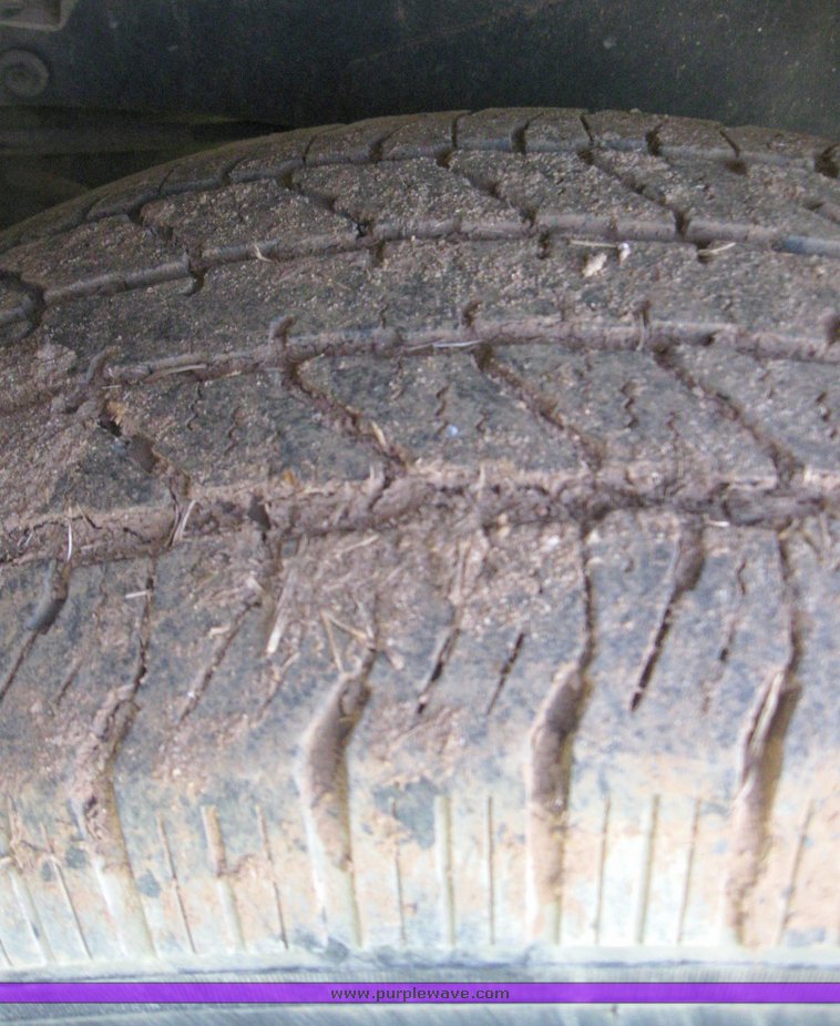 image for item 5665 2001 Dodge Ram 1500 quad cab SLT pickup