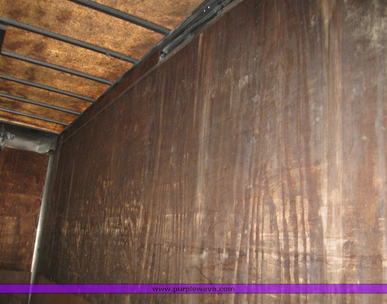 image for item 5672 1990 GMC 7000 W7 cab forward box truck