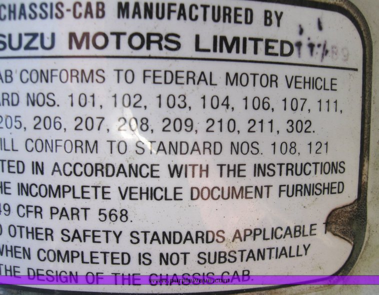 image for item 5672 1990 GMC 7000 W7 cab forward box truck