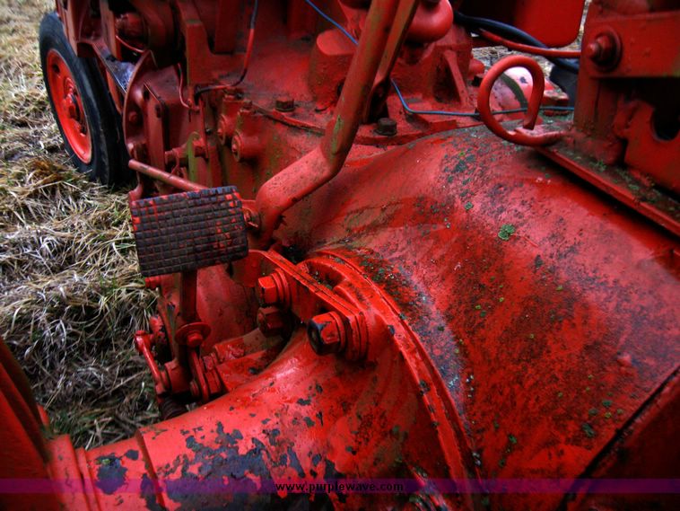 image for item 5679 1950 Case DC-3 narrow from tractor