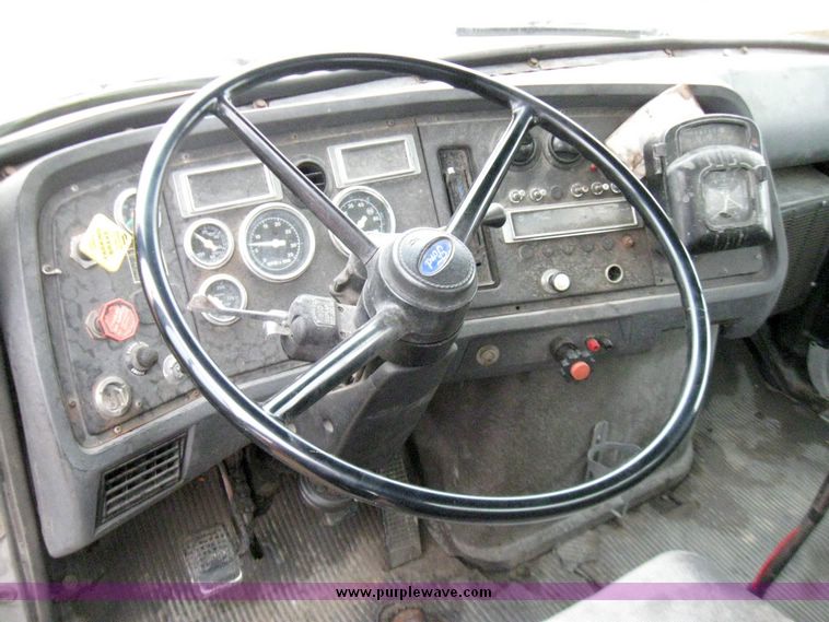 image for item 5681 1990 Ford L9000 single axle semi truck