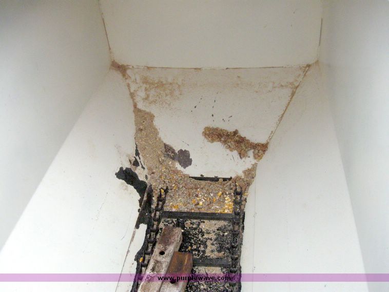 image for item 5688 T&S P-826 trip hopper range feeder