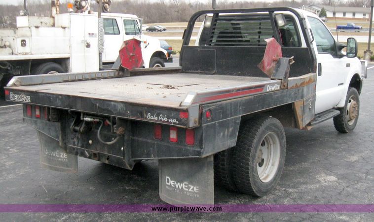 image for item 5689 2003 Ford F-450 Suder Duty pickup with DewEze bale bed