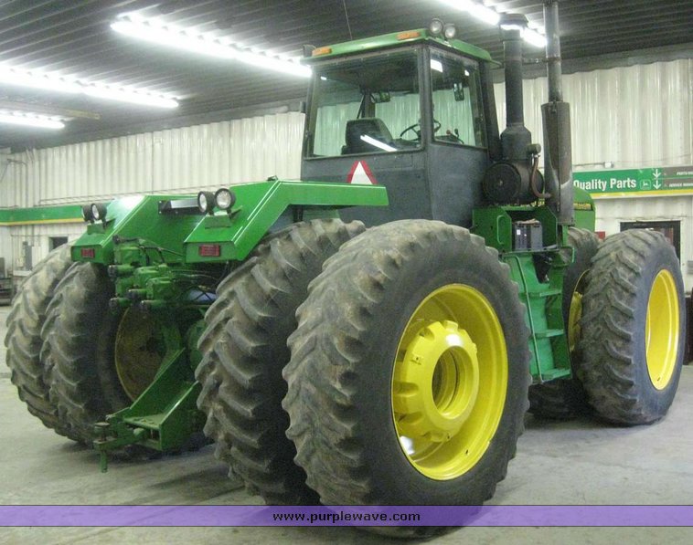 image for item 6000 1995 John Deere 8770 4WD Tractor