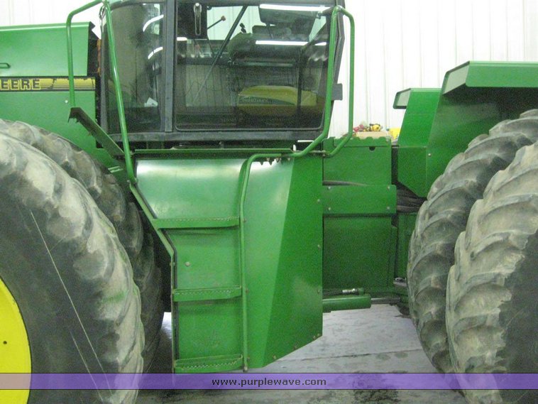 image for item 6000 1995 John Deere 8770 4WD Tractor