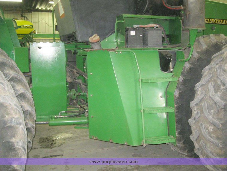 image for item 6000 1995 John Deere 8770 4WD Tractor
