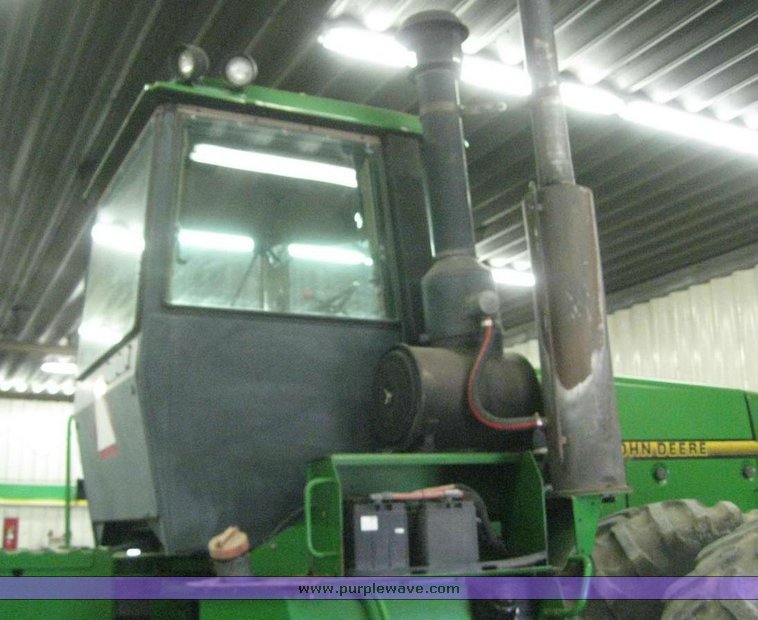 image for item 6000 1995 John Deere 8770 4WD Tractor
