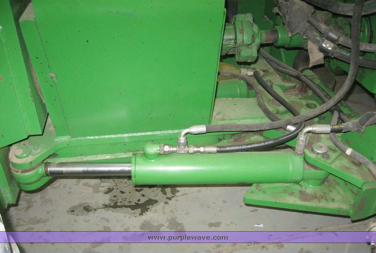 image for item 6000 1995 John Deere 8770 4WD Tractor