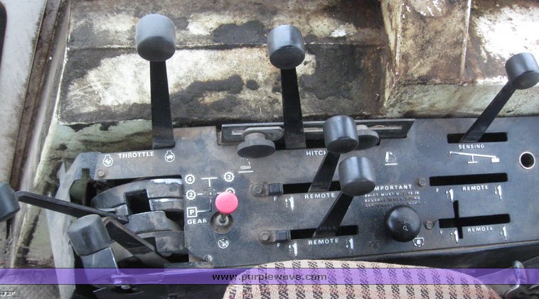 image for item 6060 1980 Case 2090 tractor