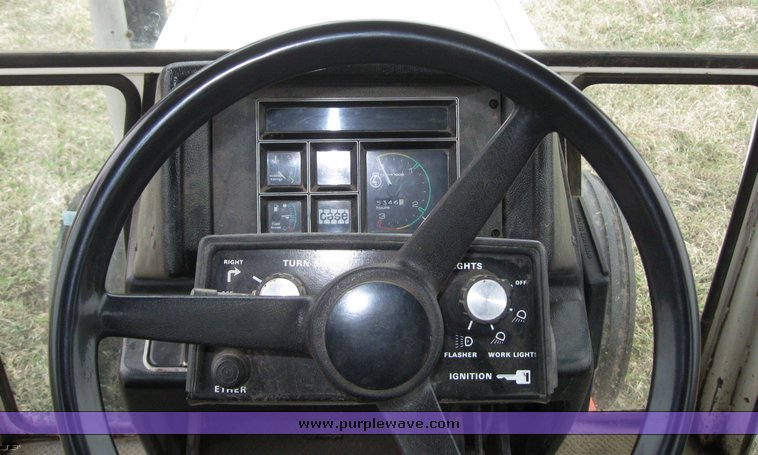 image for item 6060 1980 Case 2090 tractor