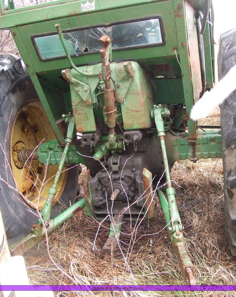 image for item 6689 John Deere 4020 tractor