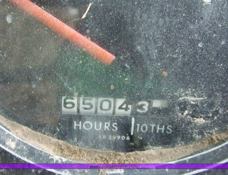 image for item 6689 John Deere 4020 tractor