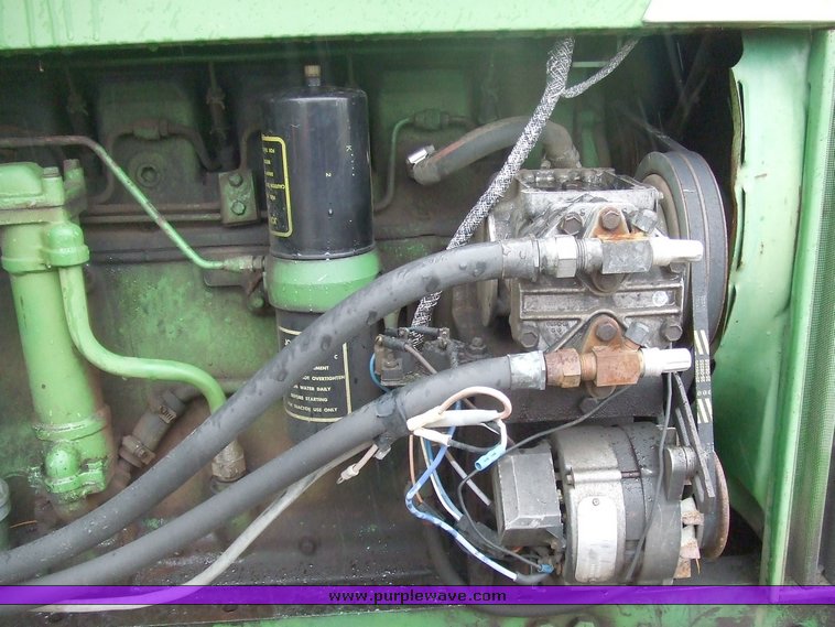 image for item 6689 John Deere 4020 tractor