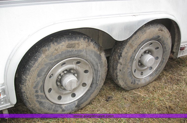 image for item 7724 1986 Touch of Class three horse slant trailer with living quarters