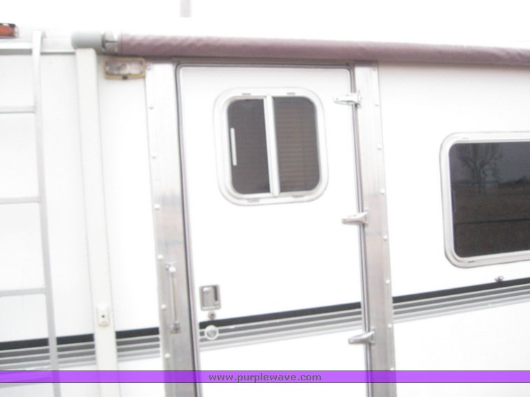 image for item 7724 1986 Touch of Class three horse slant trailer with living quarters