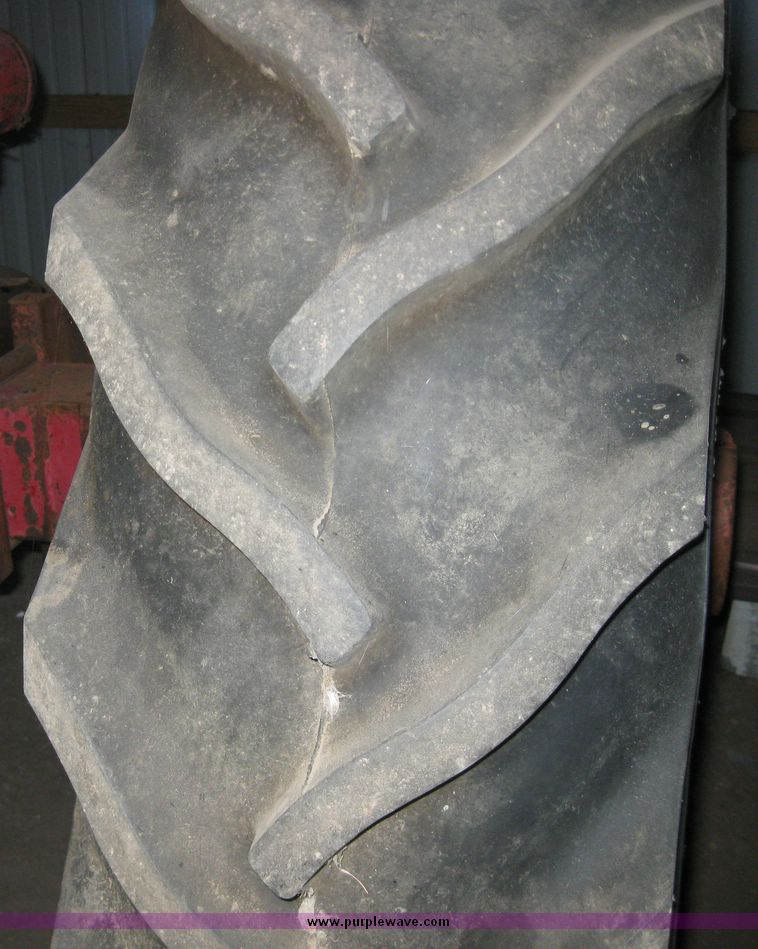 image for item 8017 Farmall M tractor