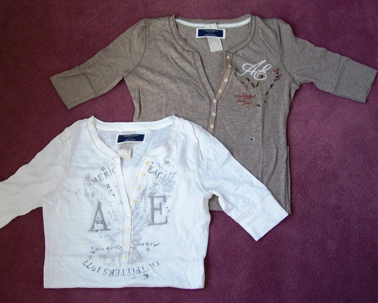 image for item 1114 Women's shirt