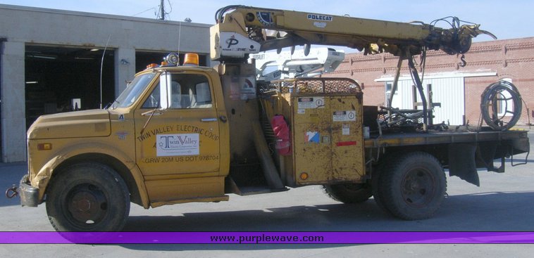 image for item 1001 1968 Chevrolet C+C service truck