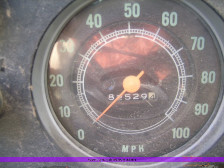 image for item 1001 1968 Chevrolet C+C service truck