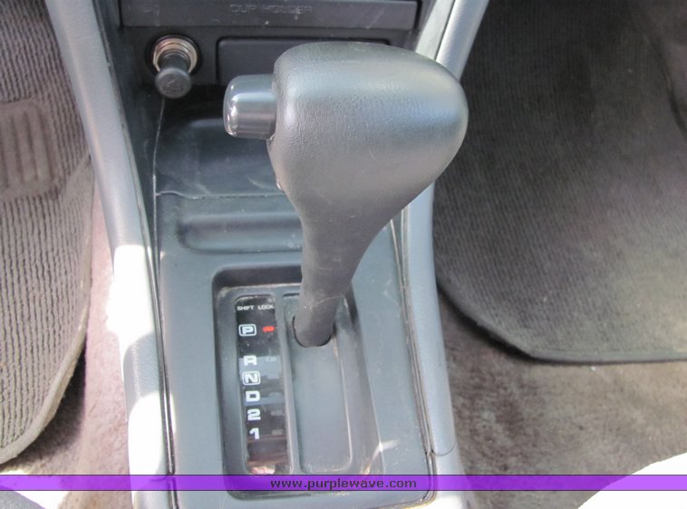 image for item 1005 1997 Nissan Altima