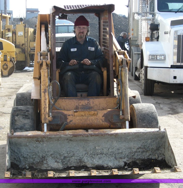 image for item 1025 1989 Case 1845C skid steer