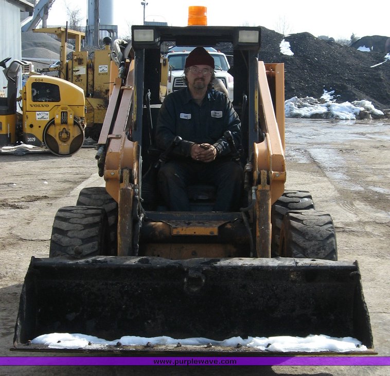 image for item 1026 2003 Case 70TX skid steer