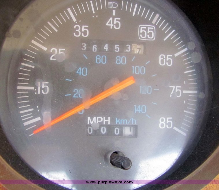 image for item 3105 1984 Ford Ranger