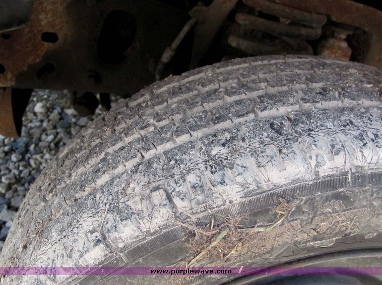 image for item 3105 1984 Ford Ranger